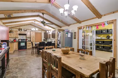 614 Maple, Cushing, TX 75760 - Photo 7