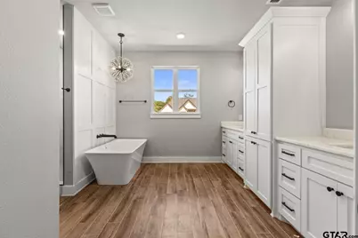 14533 Woodland Creek Drive, Tyler, TX 75706 - Photo 19