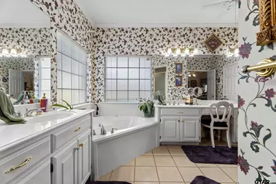 1266 Santa Fe Trl, Tyler, TX 75703 - Photo 19