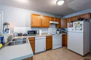 1901 Meadowgreen, Kilgore, TX 75662 - Photo 15