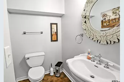 2611 State Highway 64, Ben Wheeler, TX 75754 - Photo 15