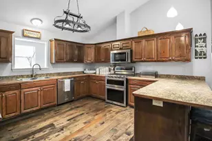 2611 State Hwy 64, Ben Wheeler, TX 75754 - Photo 25