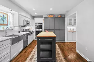 2611 State Hwy 64, Ben Wheeler, TX 75754 - Photo 13