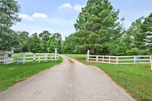 2611 State Hwy 64, Ben Wheeler, TX 75754 - Photo 37