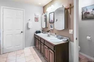 2611 State Hwy 64, Ben Wheeler, TX 75754 - Photo 23