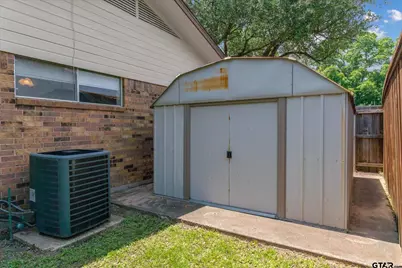 302 Erwin, Edgewood, TX 75117 - Photo 7