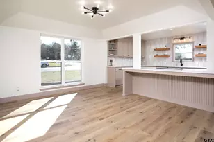 411 W Heritage Dr, Tyler, TX 75703 - Photo 9