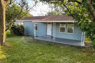 1027 S Bolton, Jacksonville, TX 75766 - Photo 1