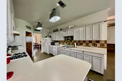 862 Cr 4570, Kennard, TX 75847 - Photo 15