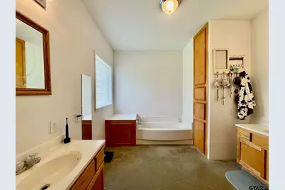 862 Cr 4570, Kennard, TX 75847 - Photo 19