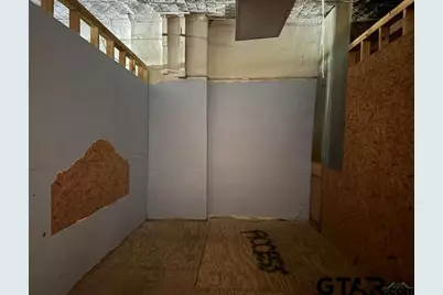 102 N Commerce, Overton, TX 75684 - Photo 3