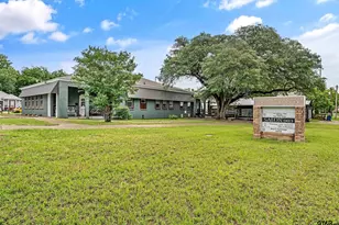 406 W Blair St, Mineola, TX 75773 - Photo 1