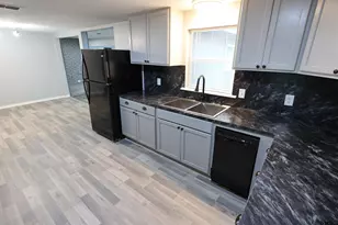 199 Linda Dr, Jefferson, TX 75657 - Photo 9