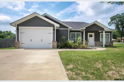 416 W South St, Lindale, TX 75771 - Photo 1