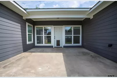 416 W South St, Lindale, TX 75771 - Photo 27