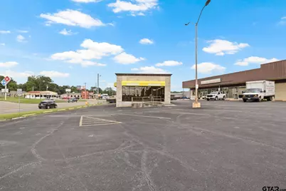 305-A S Greer, Pittsburg, TX 75686 - Photo 3
