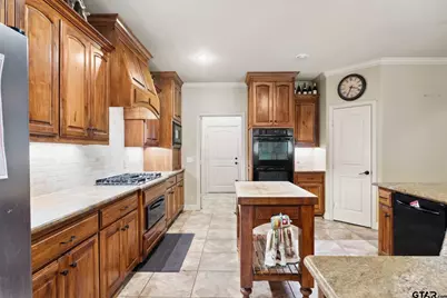 3655 Vzcr 1712, Grand Saline, TX 75140 - Photo 11