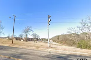 2698 N Broadway Ave, Tyler, TX 75702 - Photo 1