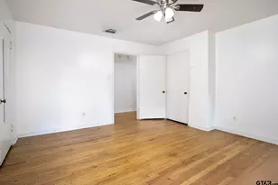 2414 S Martin St, Kilgore, TX 75662 - Photo 7