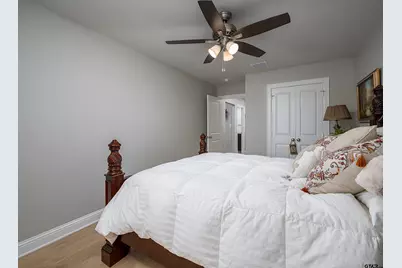 401 Meadows Court, Chandler, TX 75758 - Photo 21