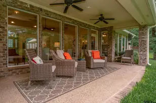 1020 Shadowood Dr, Marshall, TX 75672 - Photo 35