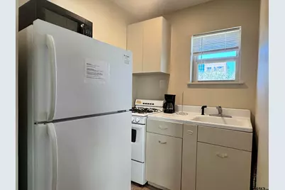 528 Saunders Ave, Tyler, TX 75702 - Photo 9