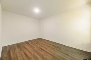 807 W Morris St, Tyler, TX 75702 - Photo 13