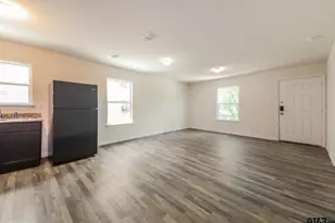 2525 N Tenneha Ave, Tyler, TX 75702 - Photo 9