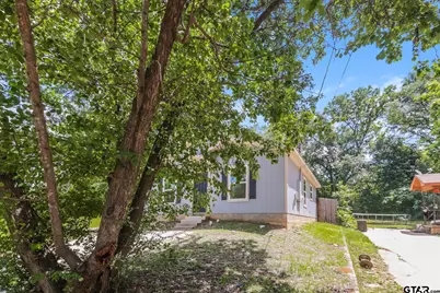 2525 N Tenneha Avenue, Tyler, TX 75702 - Photo 3