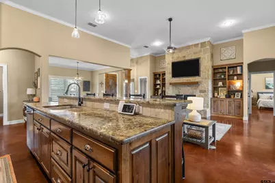 215 Deerfield Lake Circle, Longview, TX 75605 - Photo 33