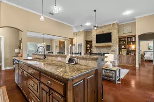 215 Deerfield Lake Cir, Longview, TX 75605 - Photo 33