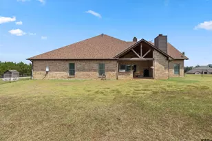 215 Deerfield Lake Cir, Longview, TX 75605 - Photo 15