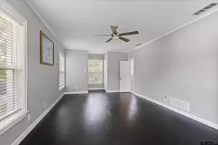 513 E Young, Longview, TX 75602 - Photo 37