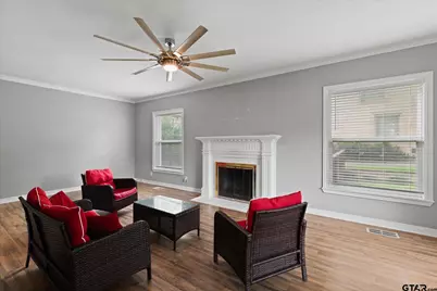 513 E Young, Longview, TX 75602 - Photo 11