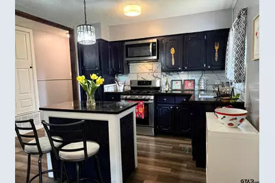 412 W 25th St, Tyler, TX 75702 - Photo 15