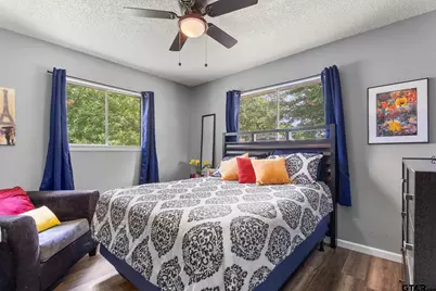 412 W 25th St, Tyler, TX 75702 - Photo 19