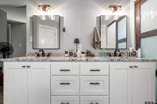 237 Saddleback Ln, Holly Lake Ranch, TX 75765 - Photo 19