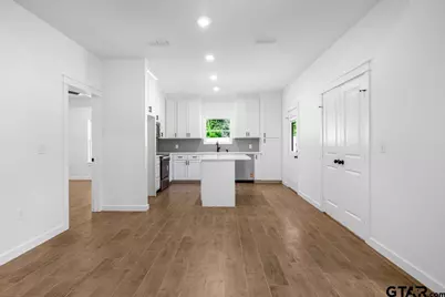 175 County Road 4114, Jacksonville, TX 75766 - Photo 7