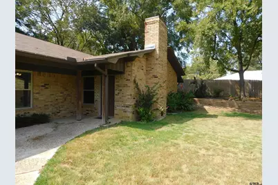 602 E South St Unit 8, Lindale, TX 75771 - Photo 1