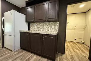 524 W San Antonio St, Alto, TX 75925 - Photo 11