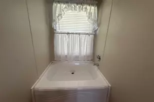 524 W San Antonio St, Alto, TX 75925 - Photo 17