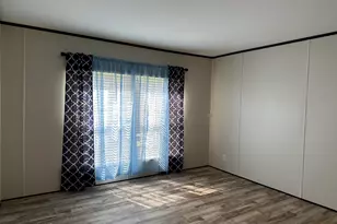 524 W San Antonio St, Alto, TX 75925 - Photo 13