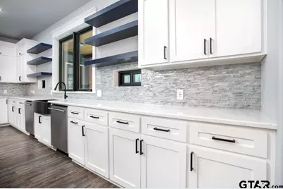 24186 Fm 1995, Lindale, TX 75771 - Photo 17