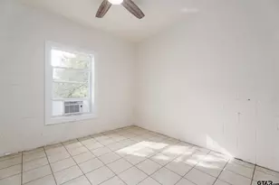 1910 E Lake St, Tyler, TX 75701 - Photo 9