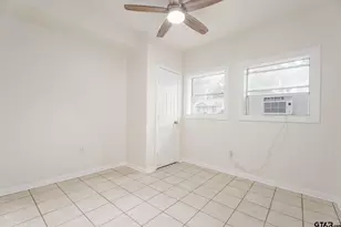 1910 E Lake St, Tyler, TX 75701 - Photo 13