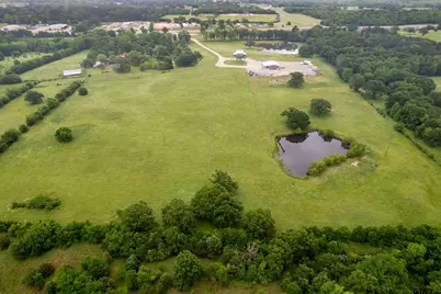 1826 US 69, Mineola, TX 75773 - Photo 7