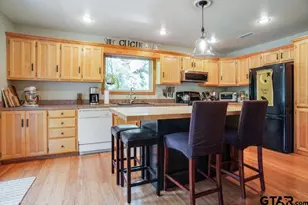 615 Co Rd 1785, Yantis, TX 75497 - Photo 7