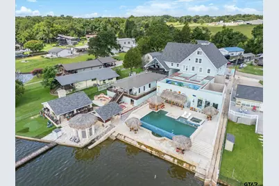 220 Pin Oak Drive, Mabank, TX 75156 - Photo 3