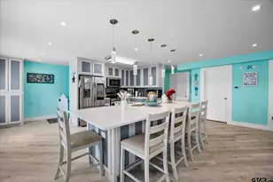 220 Pinoak Dr, Mabank, TX 75156 - Photo 5