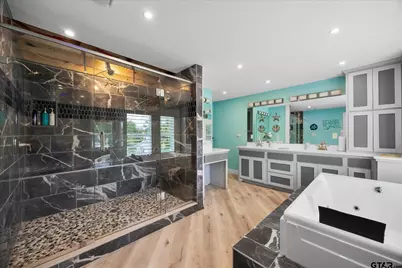 220 Pin Oak Drive, Mabank, TX 75156 - Photo 7